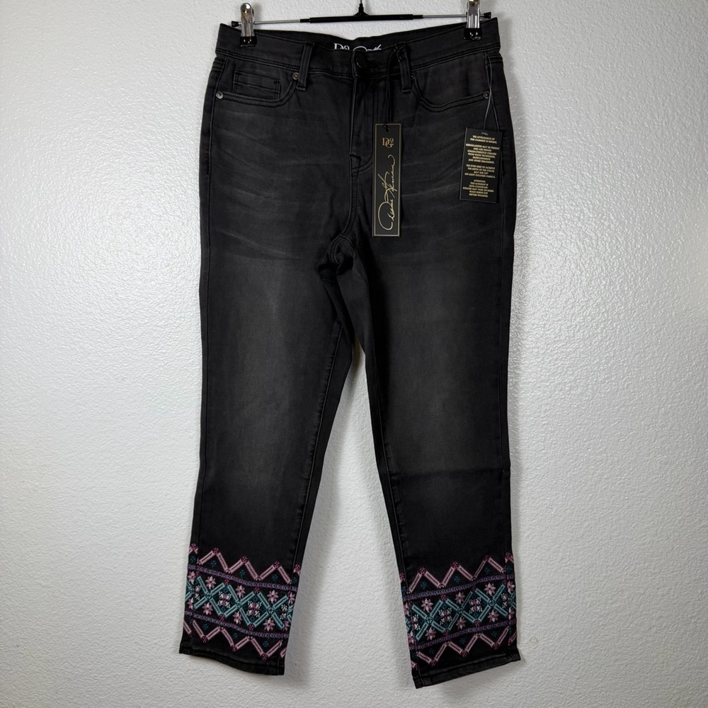 DG2 Diane Gilman Women's Petite Black Embroidered Straight Denim Jeans Size 8P
